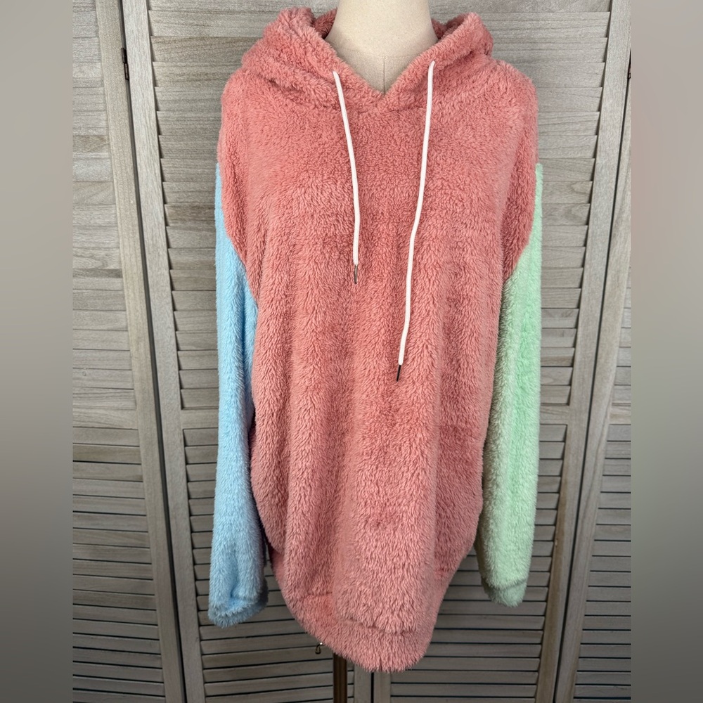 ZAFUL Men's Colorblock Fluffy Pullover Hoodie Sweatshirt Pink, Green, Blue-Large